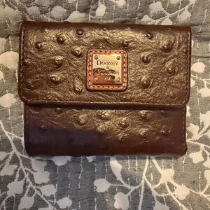 AUTHENTIC DOONEY Brown tmoro ostrich 100% Leather trifold snap Wallet NWOT